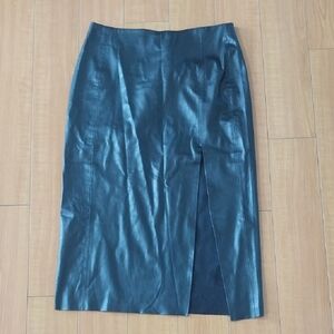 Absolute STUNNING Zara Black Faux Leather Pencil Skirt with Front Slit Sz Size L